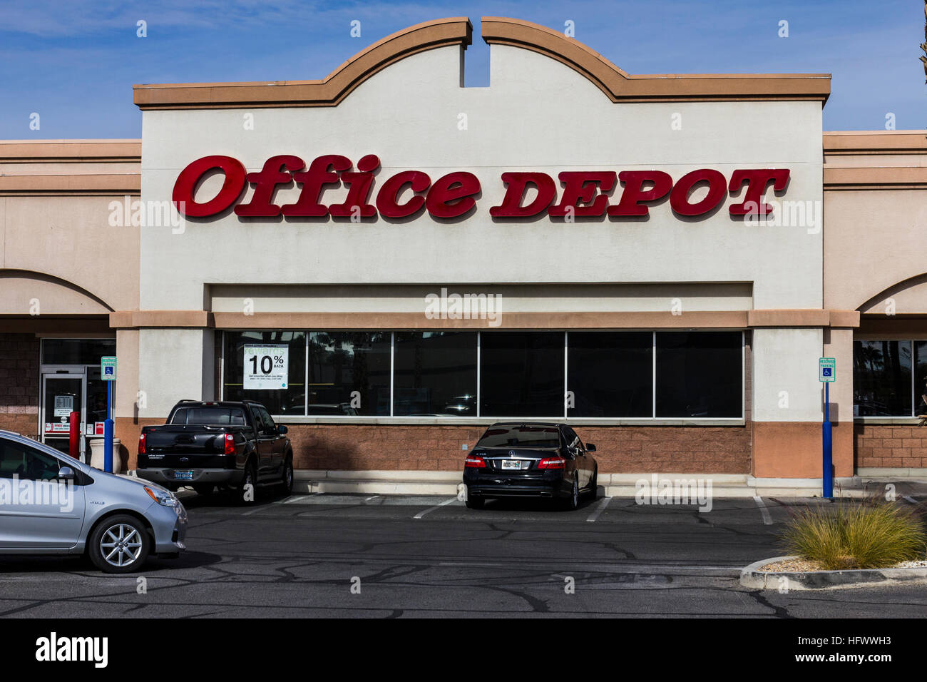 Las Vegas Circa December 2016 Office Depot Strip Mall Location