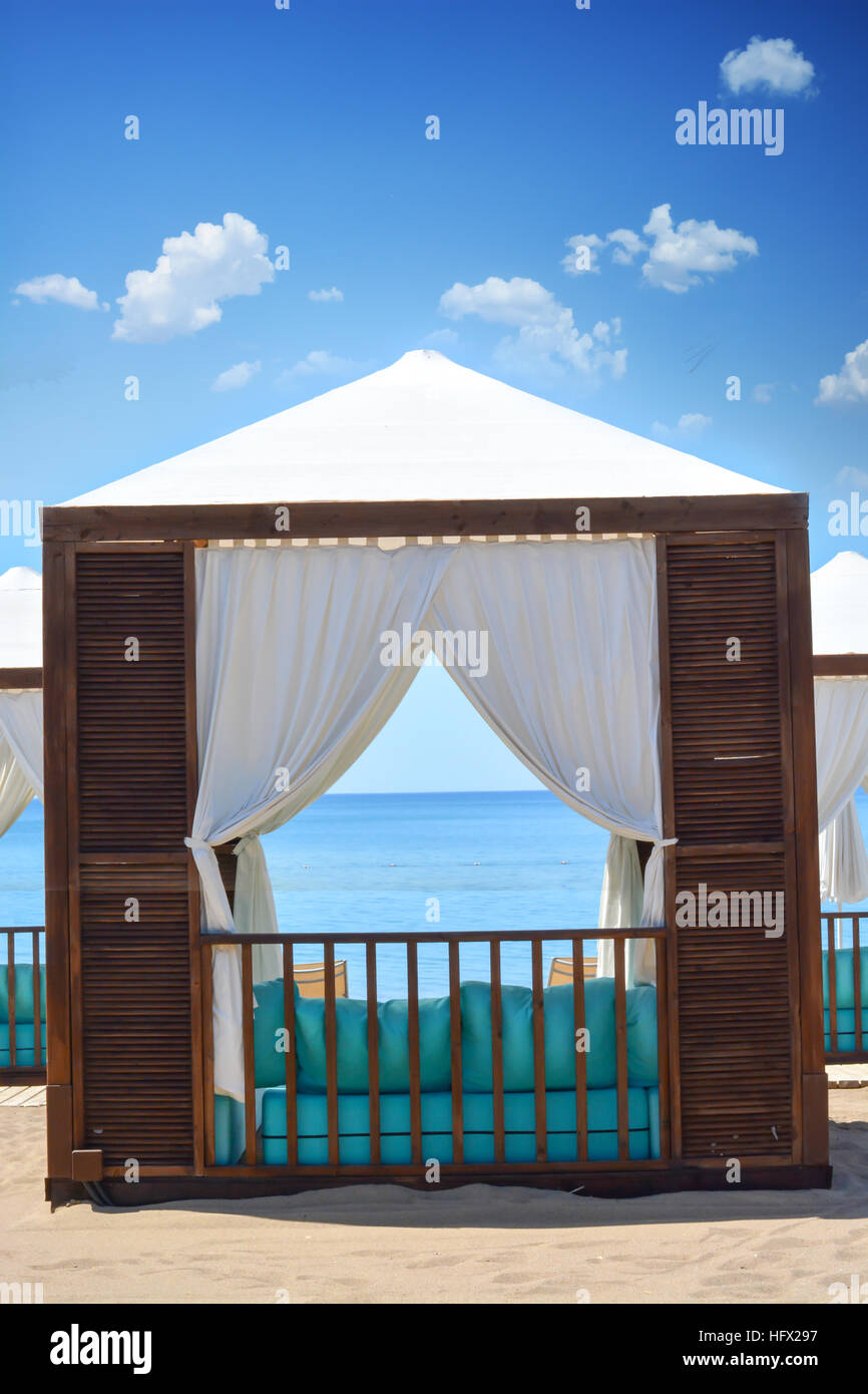Summers Canopy main image 0