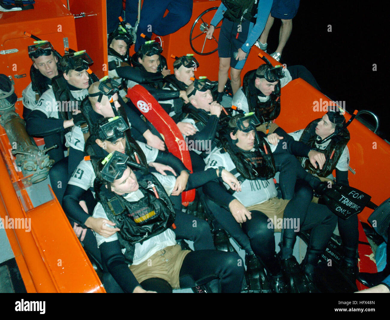 U s navy rescue sar swimmers hires stock photography and images Alamy