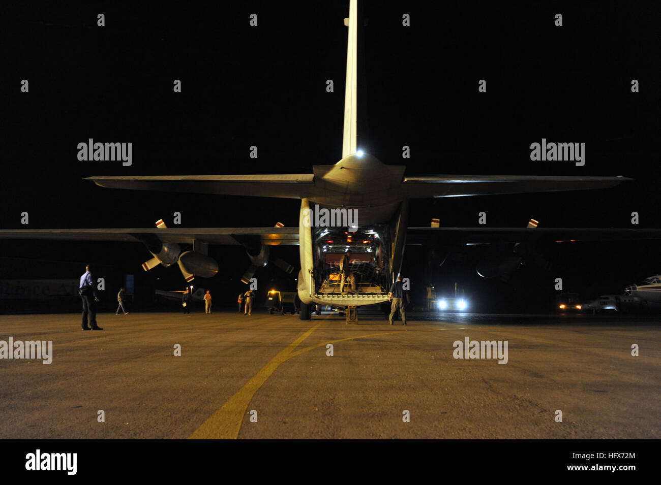 Ilyushin 76 passenger airplane hi-res stock photography and images - Alamy