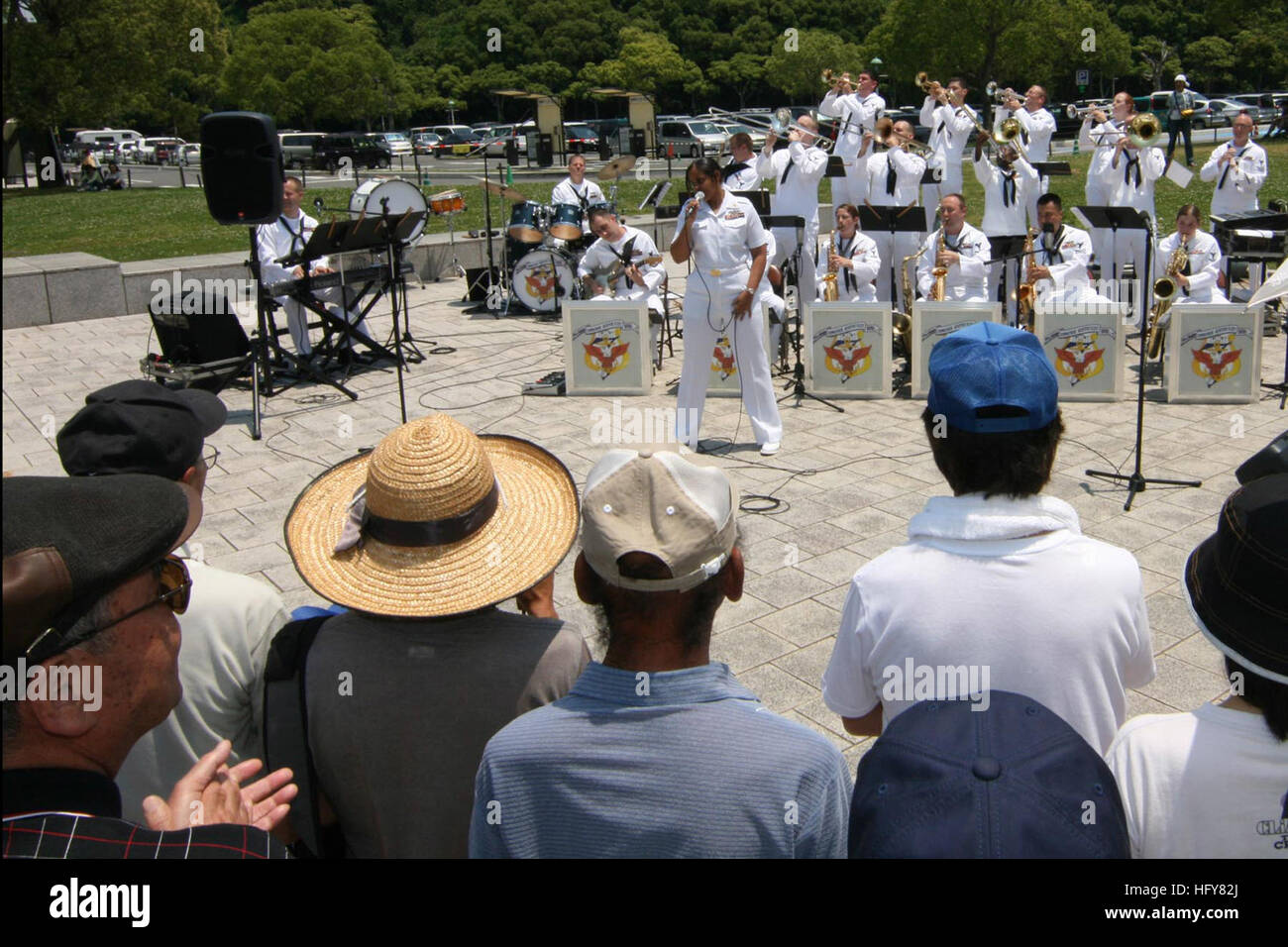100605-N-4798A-508 SASEBO, Japan (June 5, 2010) The U.S. 7th Fleet Band ensemble, Far East Edition, perform at the Saikai Pearl Sea Resort in Sasebo, Japan. The U.S. 7th Fleet Band is based in Yokosuka, Japan. (U.S. Navy photo by Musician 3rd Class Camellia Akhamie/Released) US Navy 100605-N-4798A-508 The U.S. 7th Fleet Band ensemble, Far East Edition, perform at the Saikai Pearl Sea Resort in Sasebo, Japan Stock Photo