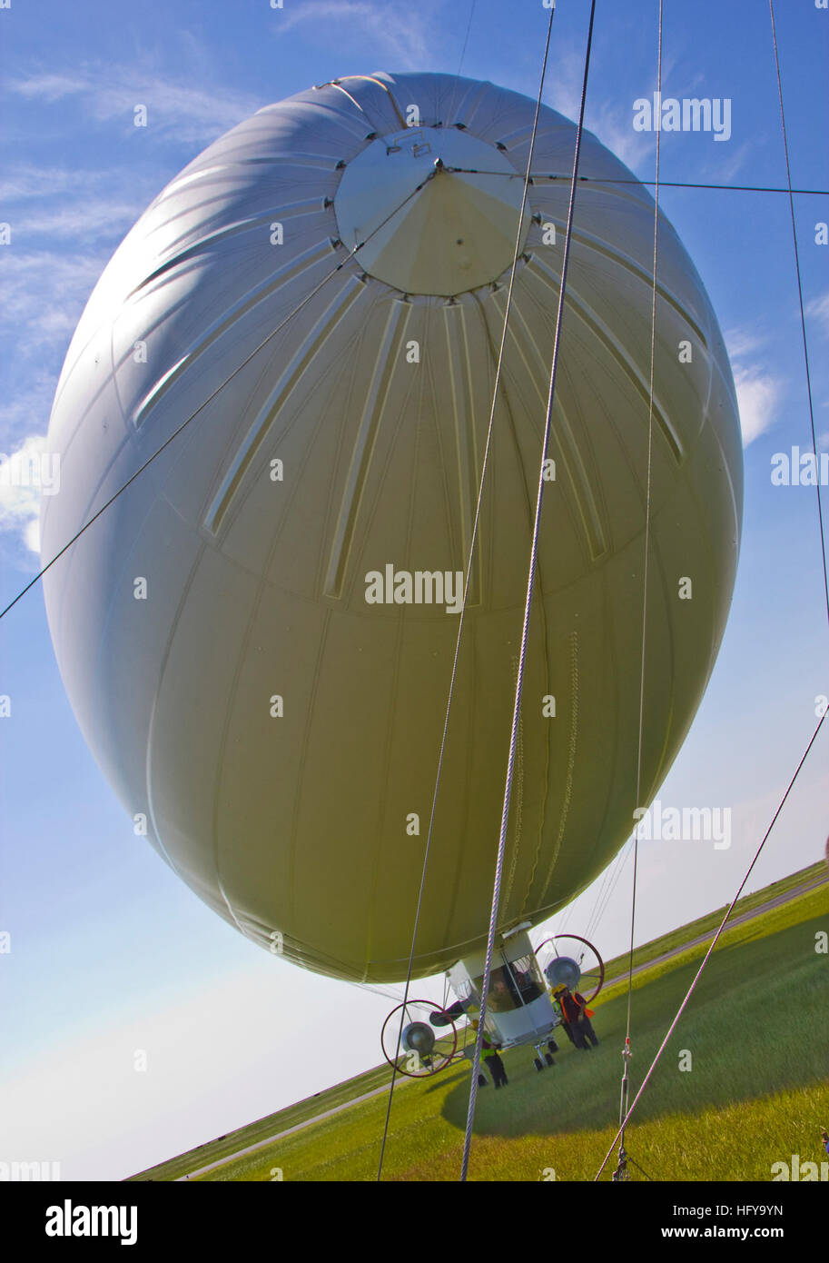 Advance airship flying labatory hi-res stock photography and images - Alamy
