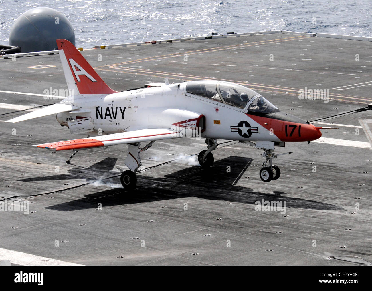 100718-N-6632S-203  ATLANTIC OCEAN (July 18, 2010) A T-45C Goshawk training aircraft assigned to Training Wing (TRAWING) 1 lands aboard the aircraft carrier USS George H.W. Bush (CVN 77). George H.W. Bush is conducting training operations in the Atlantic Ocean. (U.S. Navy photo by Mass Communication Specialist Seaman Kevin J. Steinberg/Released) US Navy 100718-N-6632S-203 A T-45C Goshawk training aircraft assigned to Training Wing (TRAWING) 1 lands aboard the aircraft carrier USS George H.W. Bush (CVN 77) Stock Photo