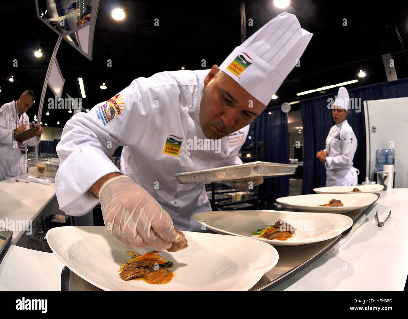 100805-N-3069F-002 ANAHEIM, Calif. (Aug. 5,