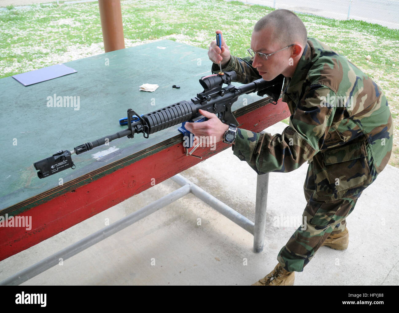 Laser bore light lbl hires stock photography and images Alamy