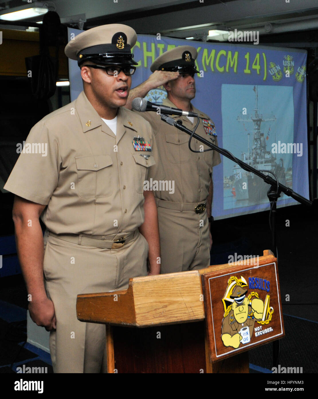 Chief Electronics 110401-N-NG906-139 PACIFIC OCEAN (April 1, 2011) Senior Chief ...