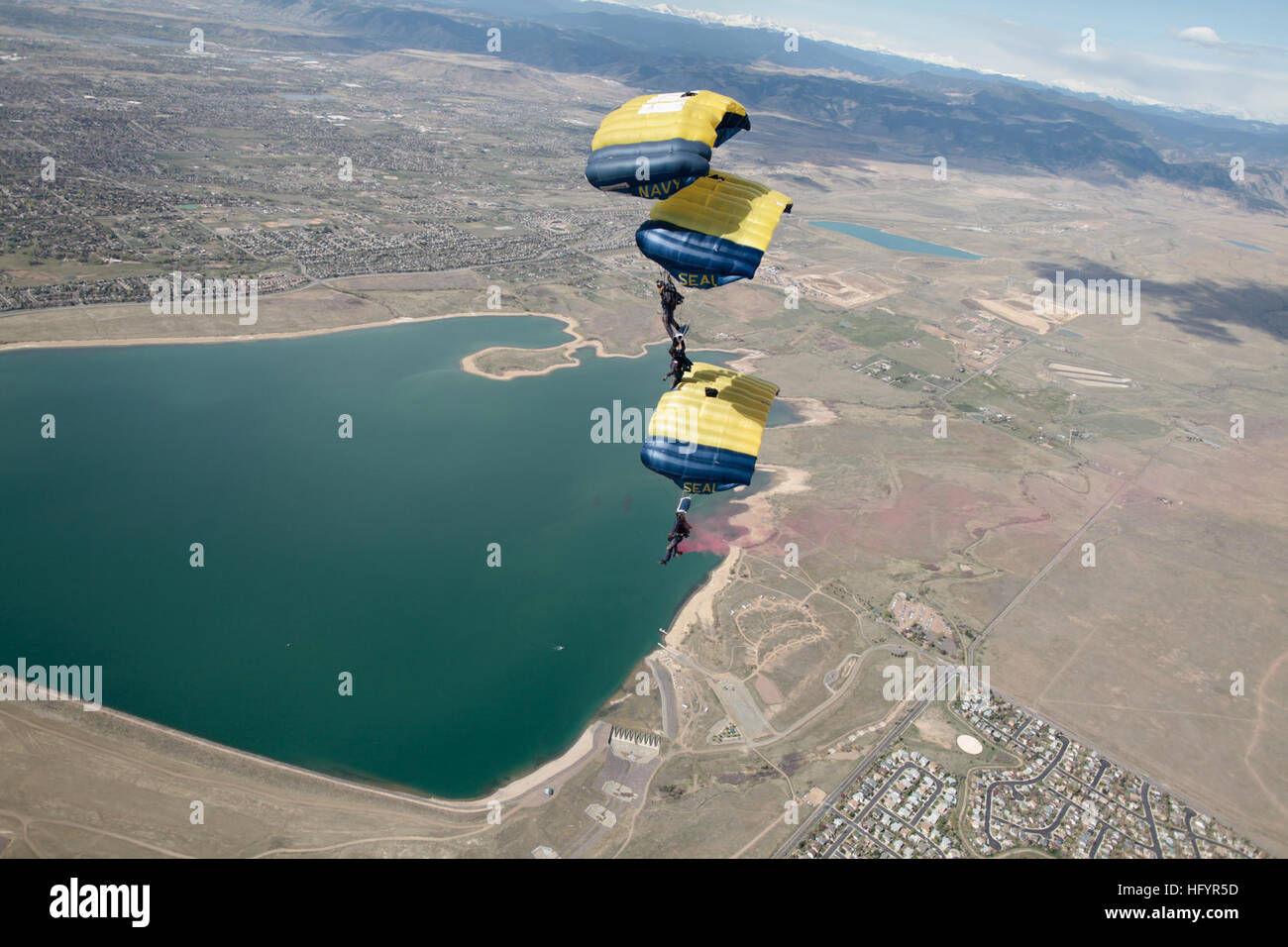 High performance parachutes hires stock photography and images Alamy