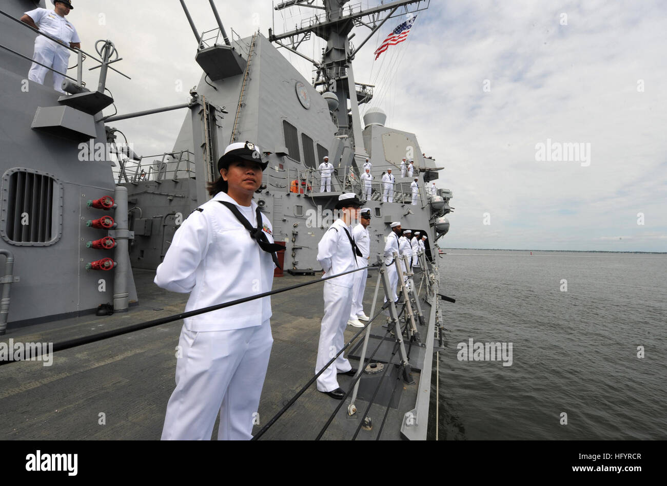 Fantail guided missile cruiser hi-res stock photography and images - Alamy