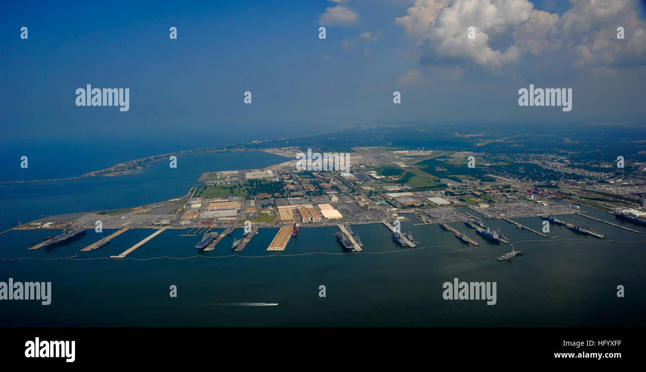 Norfolk naval base aerial hi-res stock photography and images - Alamy