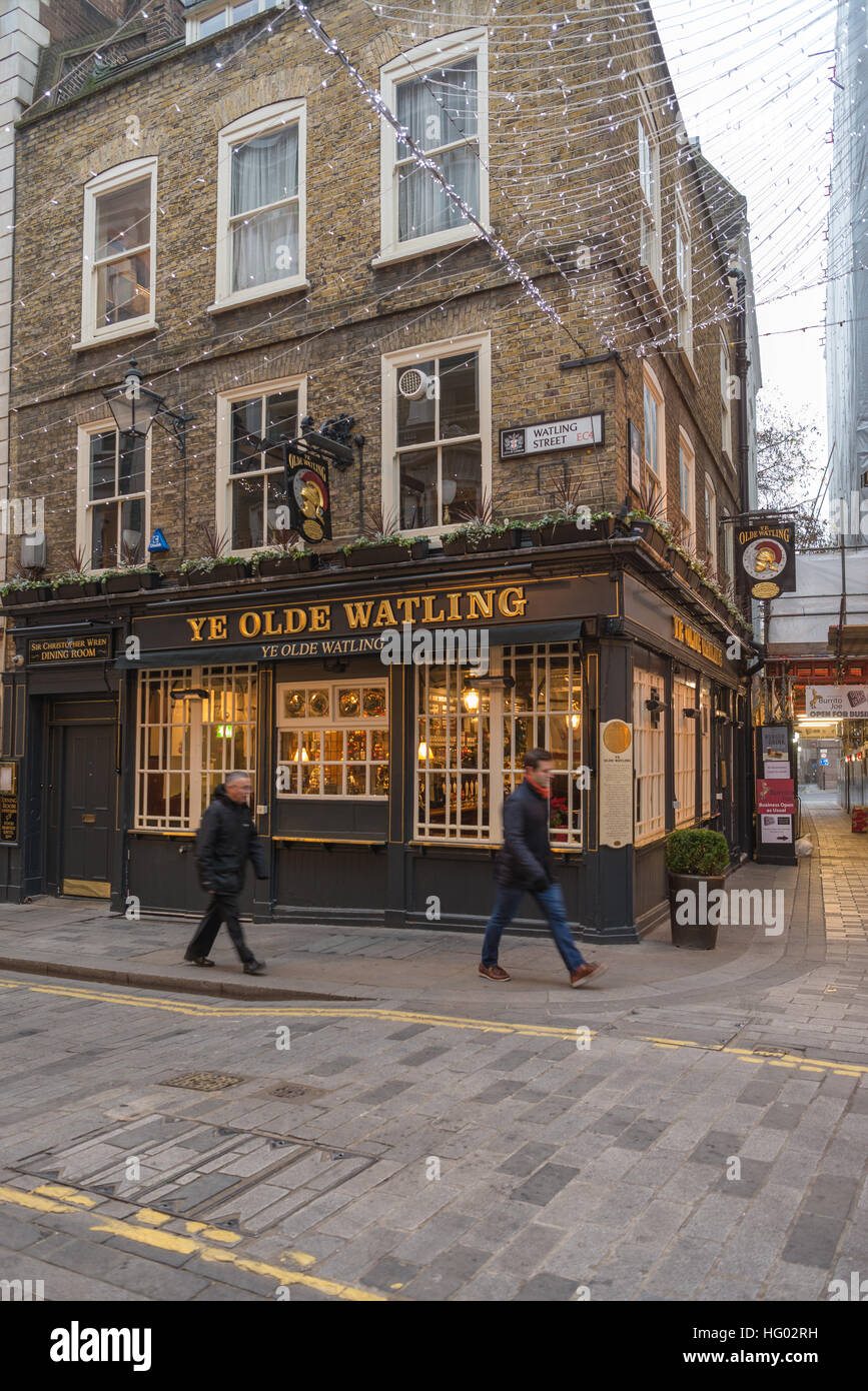 Ye Old Watling public house, Watling Street, London, England, UK. December 2016 Stock Photo