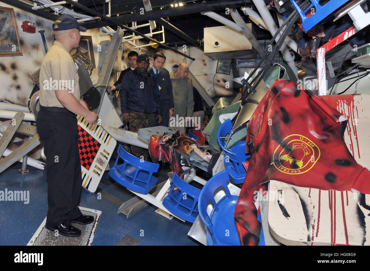 Berthing compartment hi-res stock photography and images - Alamy
