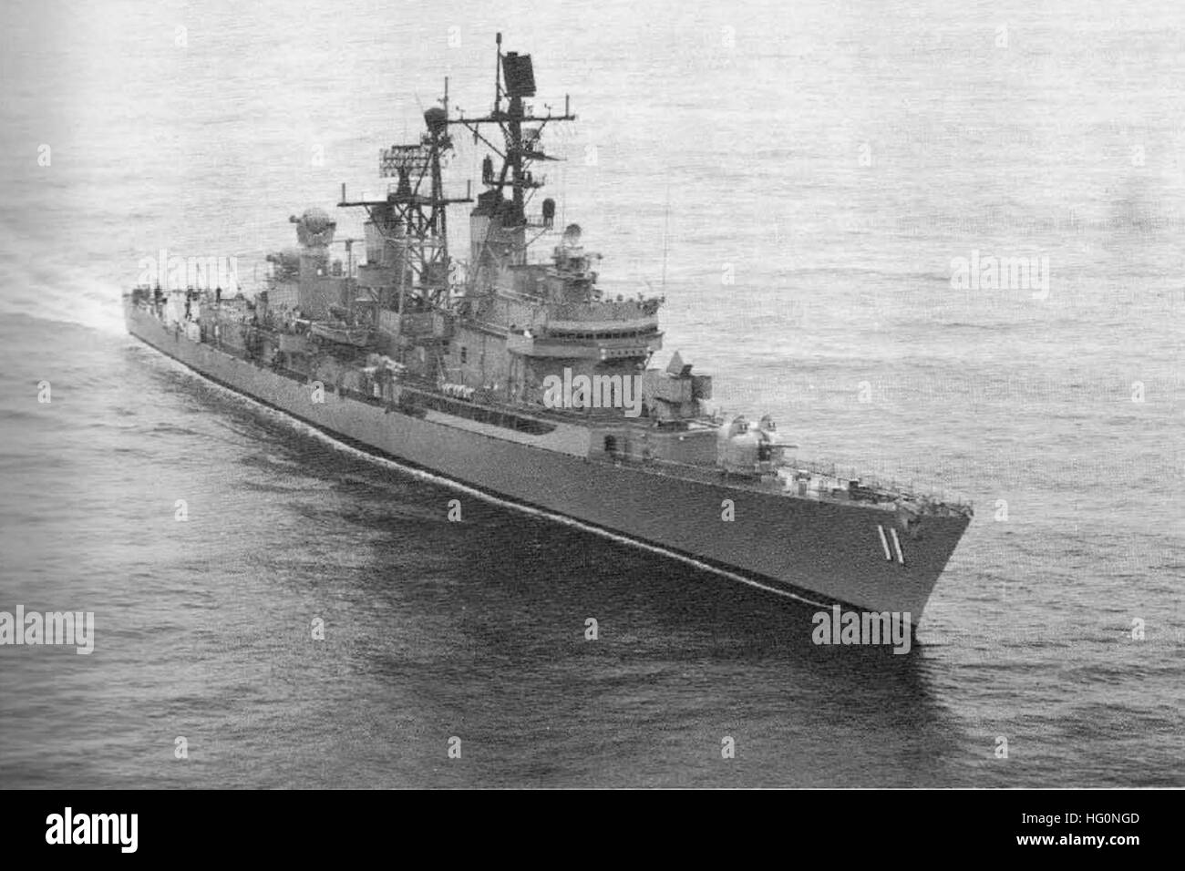 USS Mahan (DLG-11) underway c1965 Stock Photo - Alamy