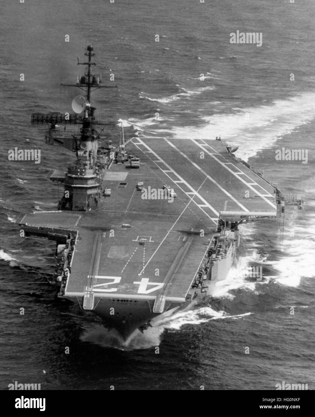 Aircraft carrier uss franklin Black and White Stock Photos & Images - Alamy
