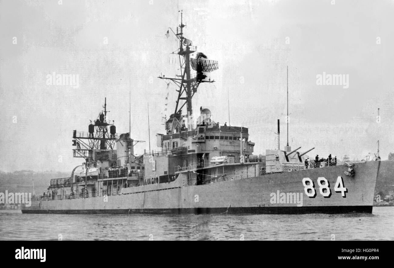 USS Floyd B. Parks (DD884) in 1969 Stock Photo Alamy