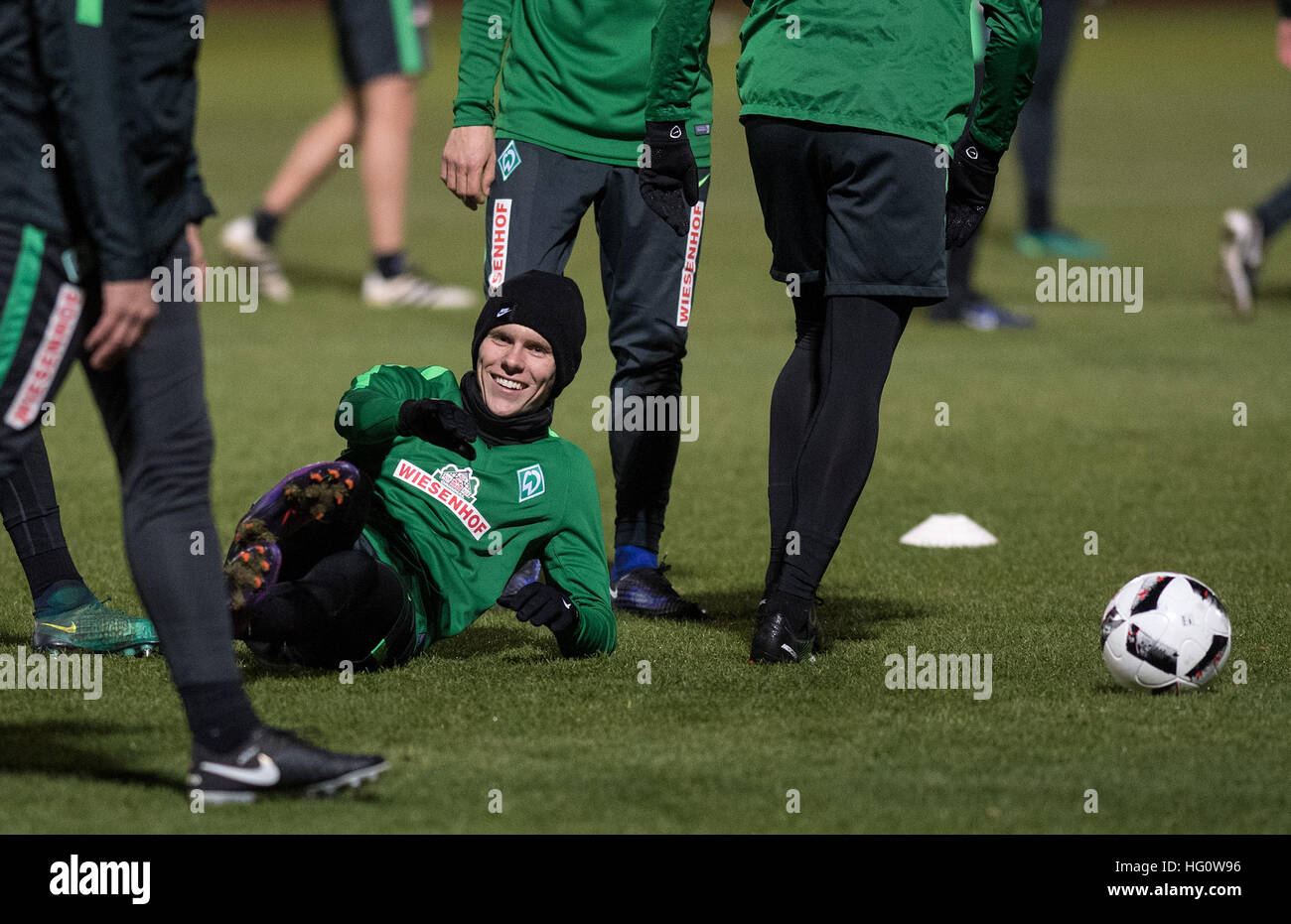 Bremen, Germany. 2nd Jan, 2017. Aron Johannsson of the Bundesliga soccer club Werder Bremen in action during the first training session for the second half of the season in Bremen, Germany, 2 January 2017. Photo: Ingo Wagner/dpa/Alamy Live News Stock Photo