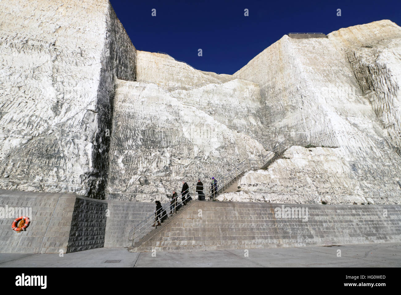 Chalk on steps hires stock photography and images Alamy