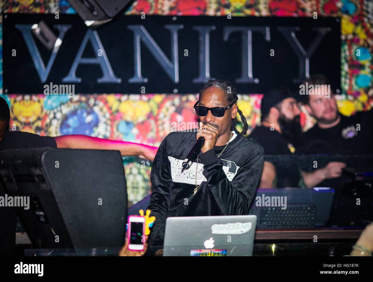 LAS VEGAS, NV - December 30, 2016: ***HOUSE COVERAGE*** Snoop Dogg DJ set at Vanity Nightclub at Hard Rock Hotel & Casino in Las vegas, NV on December 30, 2016. Credit: GDP Photos/ MediaPunch Stock Photo
