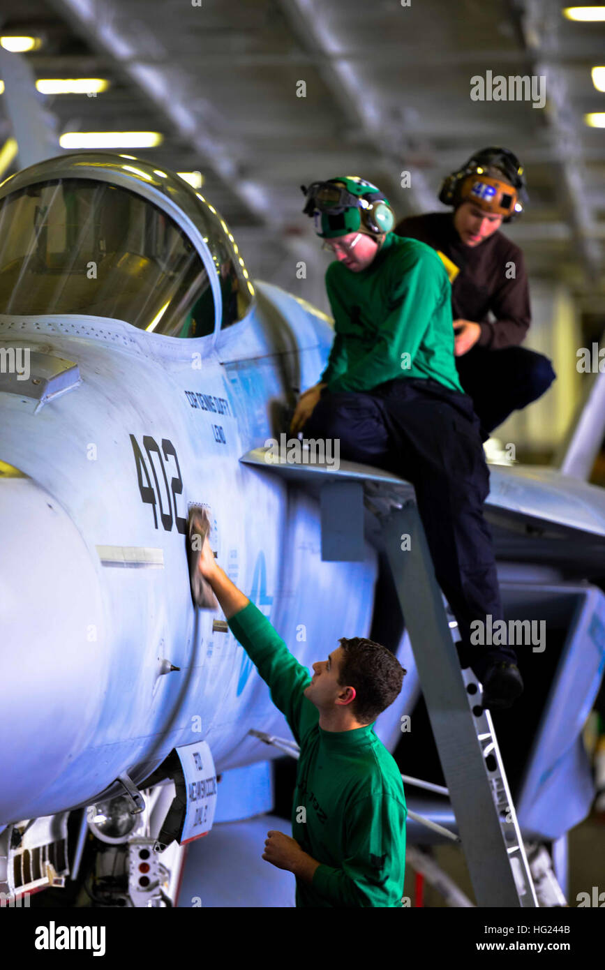 Aviation Structural Mechanic (Equipment) 3rd Class Brandon Stinehour