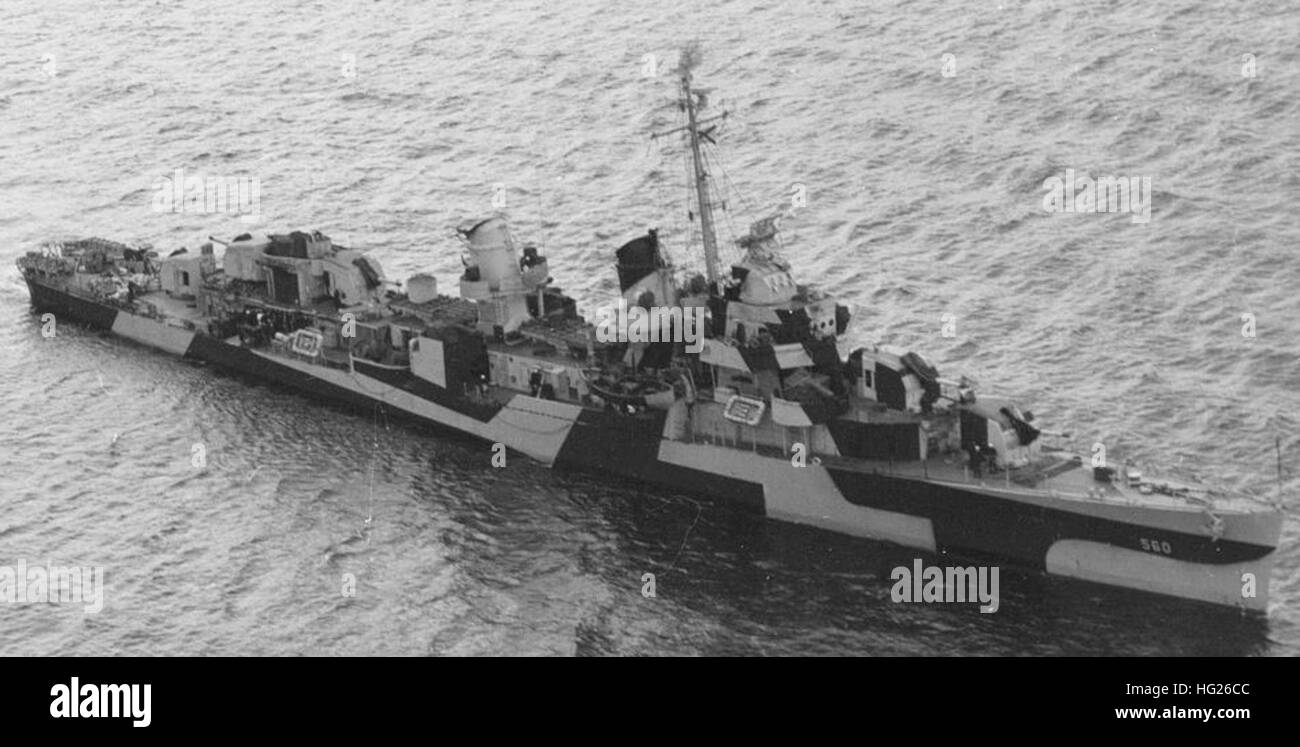 USS Morrison (DD-560) underway in February 1944 Stock Photo - Alamy