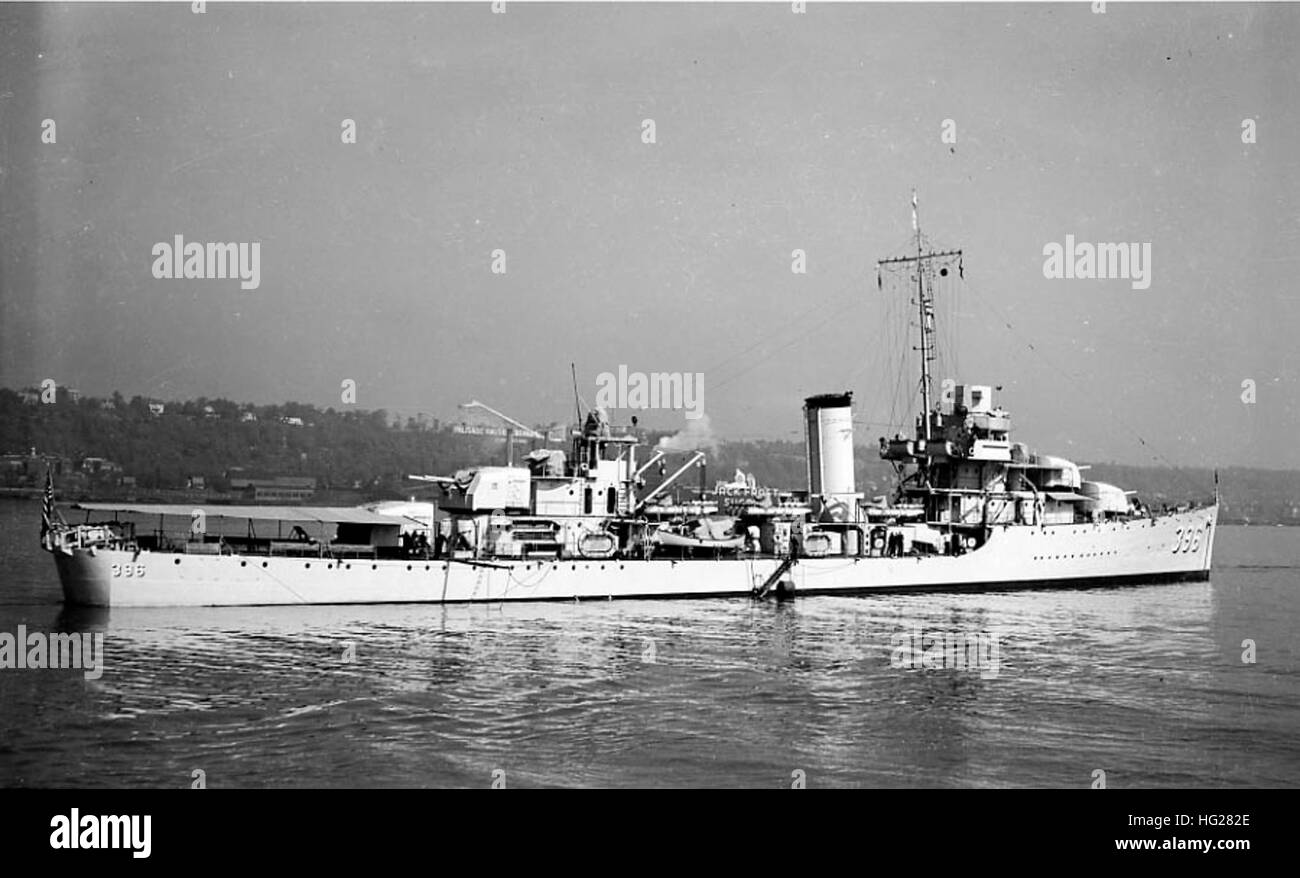 (DD-396) View taken at New York, N.Y. in 1939. Note awning spread aft ...