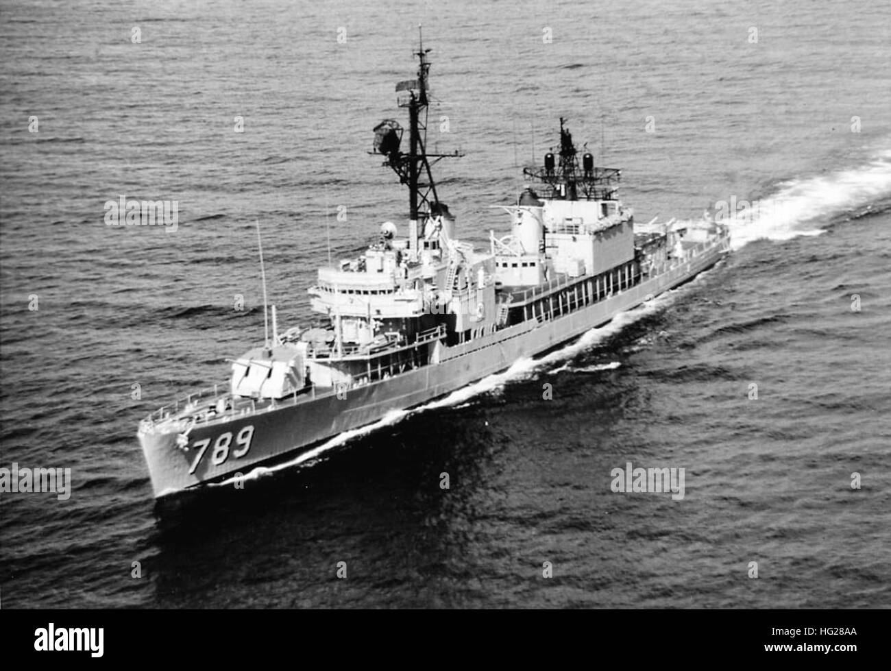 USS Eversole DD 789 CRUISE BOOK CD 1960-62 Navy Photos