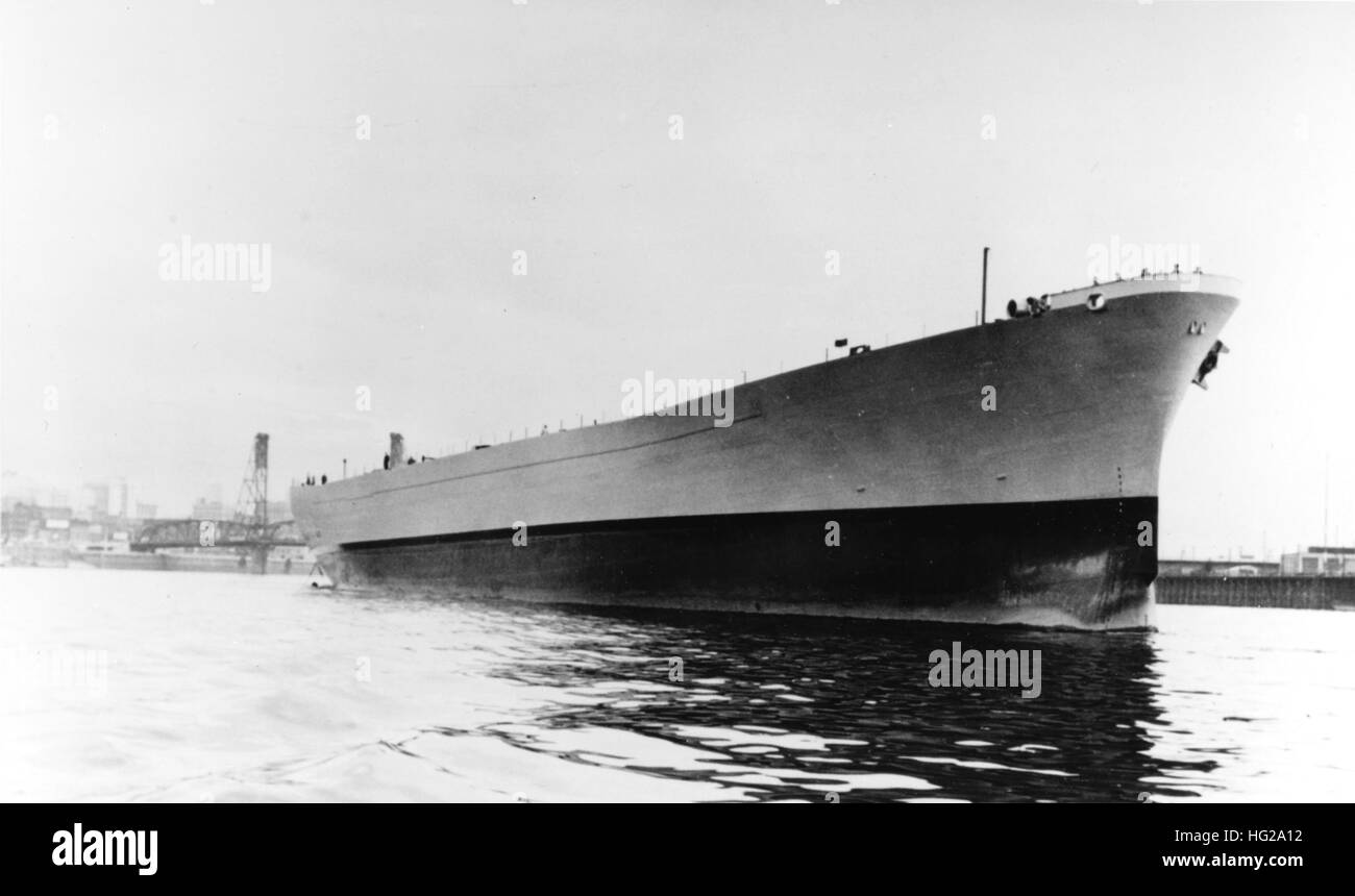 USS Rabaul (CVE-121) in June 1945 Stock Photo - Alamy