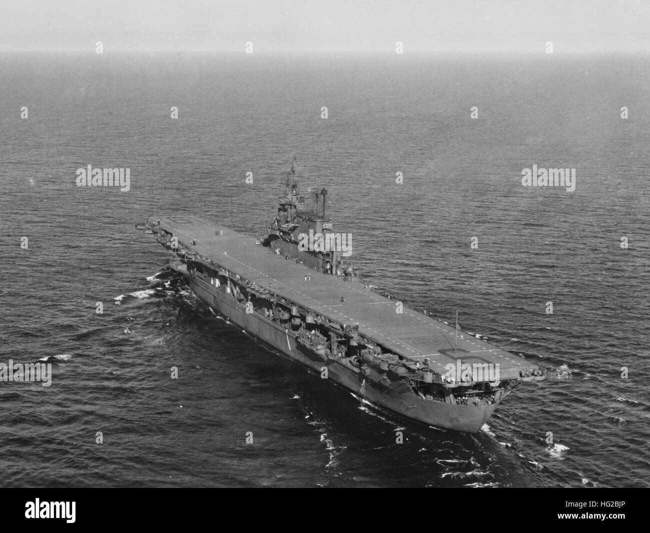 USS Enterprise (CV-6) underway in Puget Sound, 13 September 1945 Stock ...