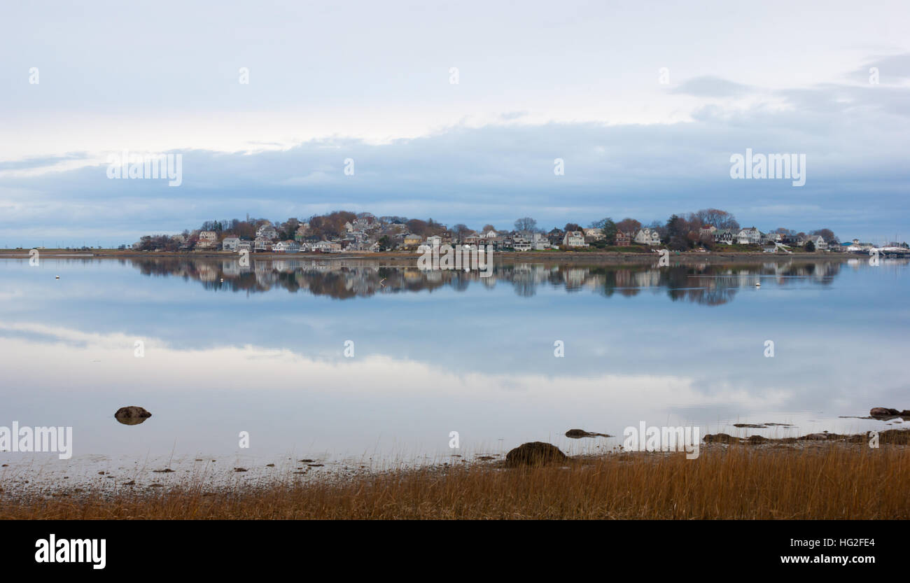 Hull waterfront homes viewed from the shore of the World's End park Stock Photo Alamy