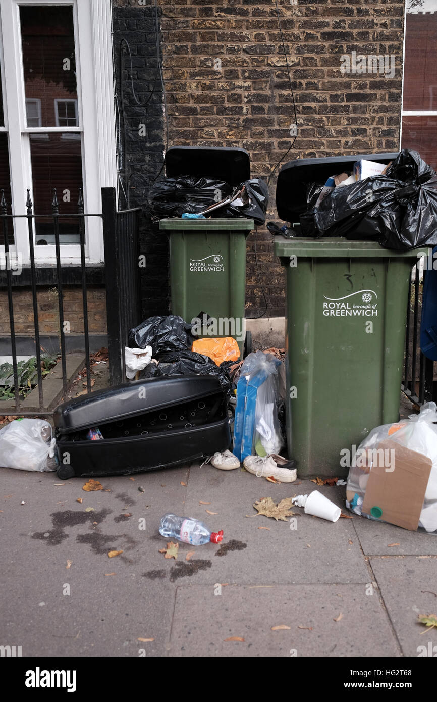 overflowing rubbish bins Greenwich London Stock Photo
