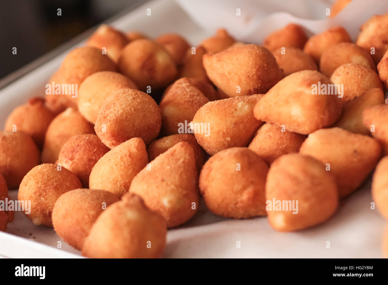 Deliciosas coxinhas de frango Stock Photo