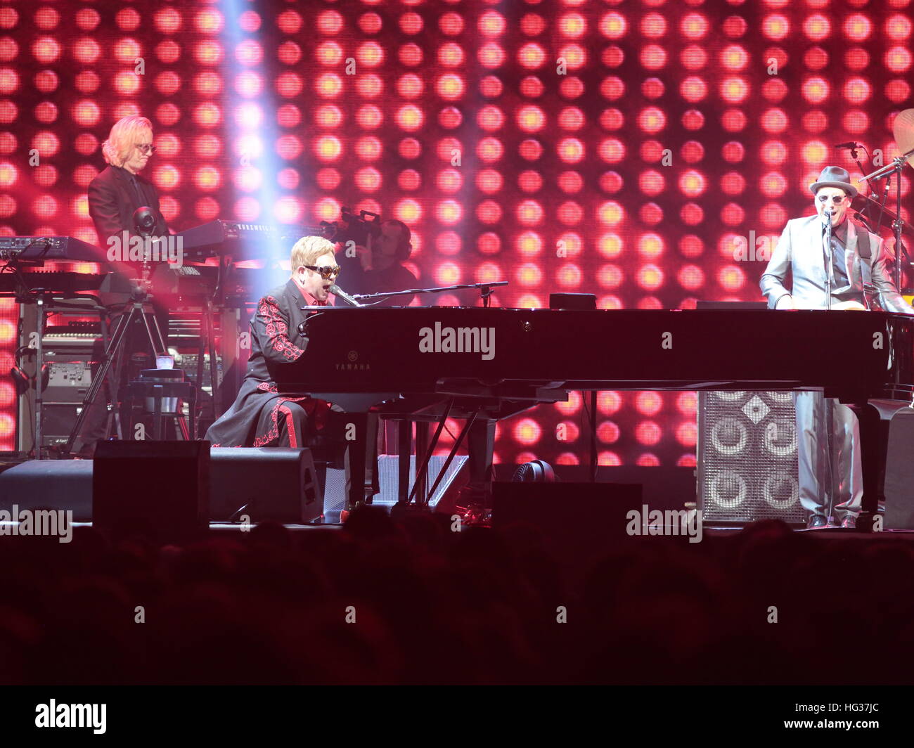 Elton John performing live onstage at the SSE Arena in Belfast, Northern Ireland.  Featuring: Elton John Where: Belfast, United Kingdom When: 02 Dec 2016 Stock Photo