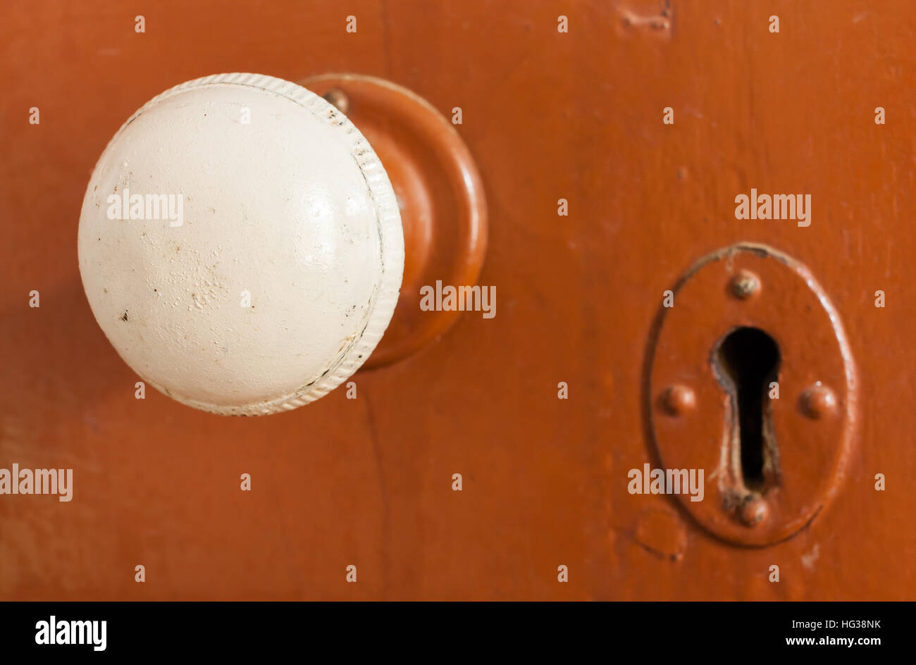 Old door knob keyhole hires stock photography and images Alamy