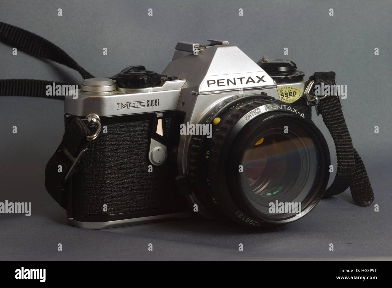 Vintage 35mm Pentax film camera Stock Photo Alamy