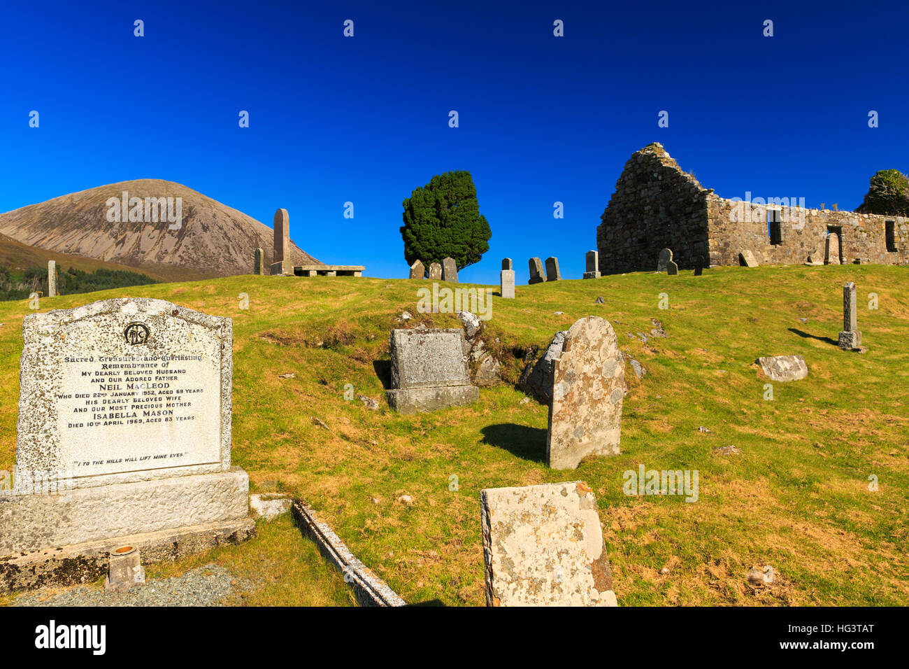 Graveyard Cill Chriosd, near B8083 road from Broadford to Elgol. Ancient parish opposite of Beinn Na Caillich peak. Stock Photo