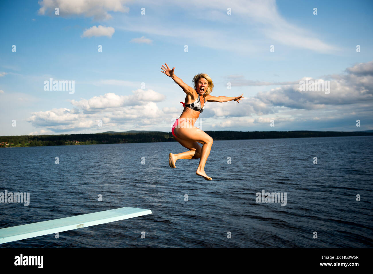 Diving Off Board Lake Hi res Stock Photography And Images Alamy