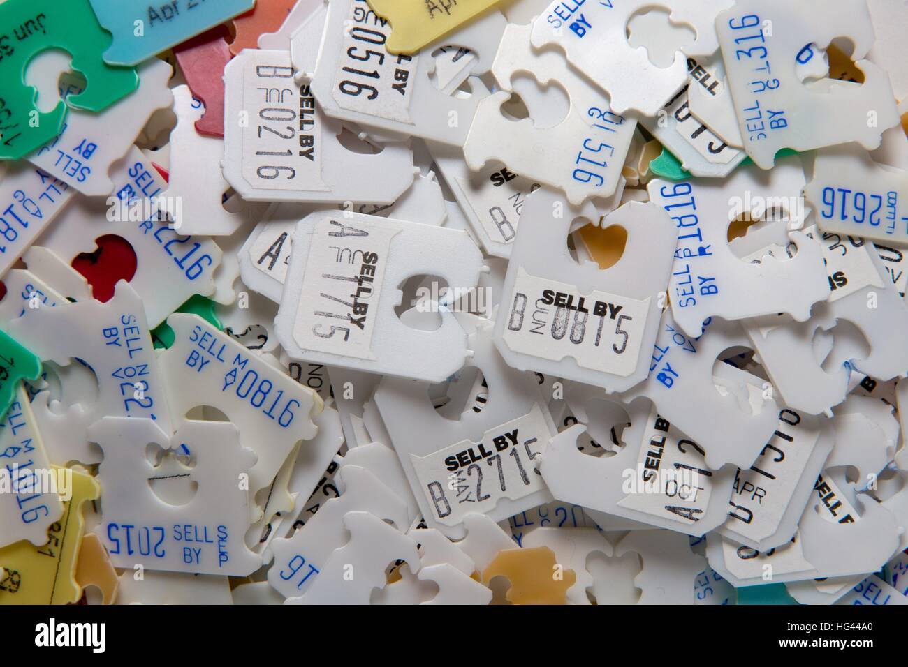 Bread clips used to seal plastic bags, showing expiration dates, in November 2016. usage