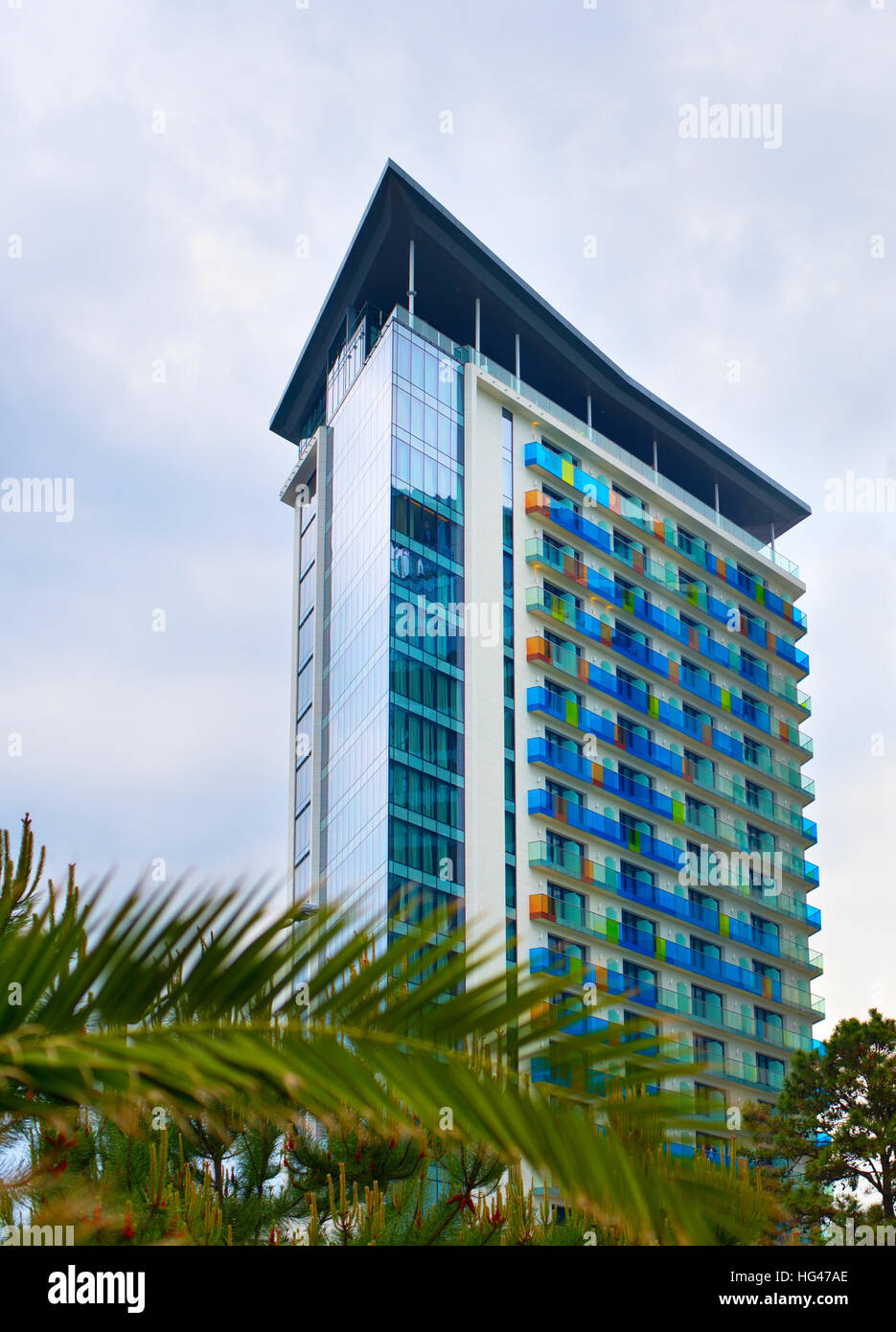Modern new live building hi-res stock photography and images - Alamy