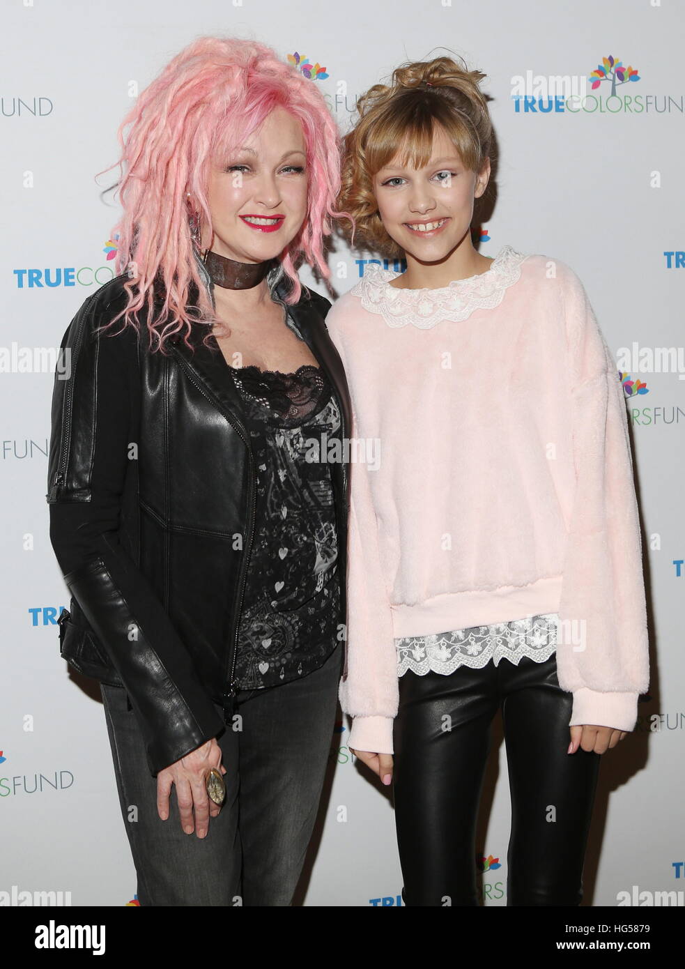 6th annual Cyndi Lauper & Friends Home for the Holidays benefit held