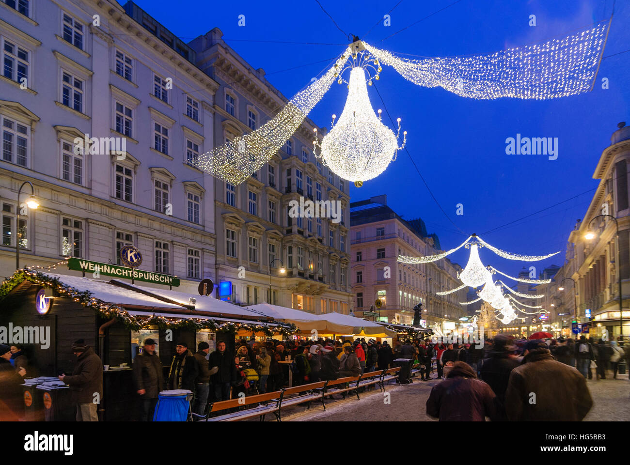 Wien, Vienna: Street Graben with punch stand at Advent, Christmas lighting, Christmas decoration, 01., Wien, Austria Stock Photo
