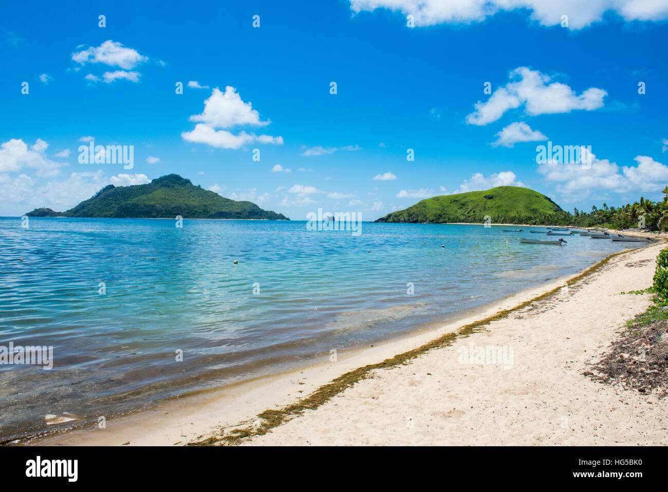 White sand beach on Yanuya Island, Mamanuca Islands, Fiji, South Pacific Stock Photo