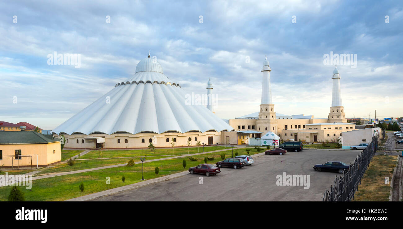 Sheikh Khalifa al Nahyan Mosque, Shymkent, South Region, Kazakhstan, Central Asia, Asia Stock Photo