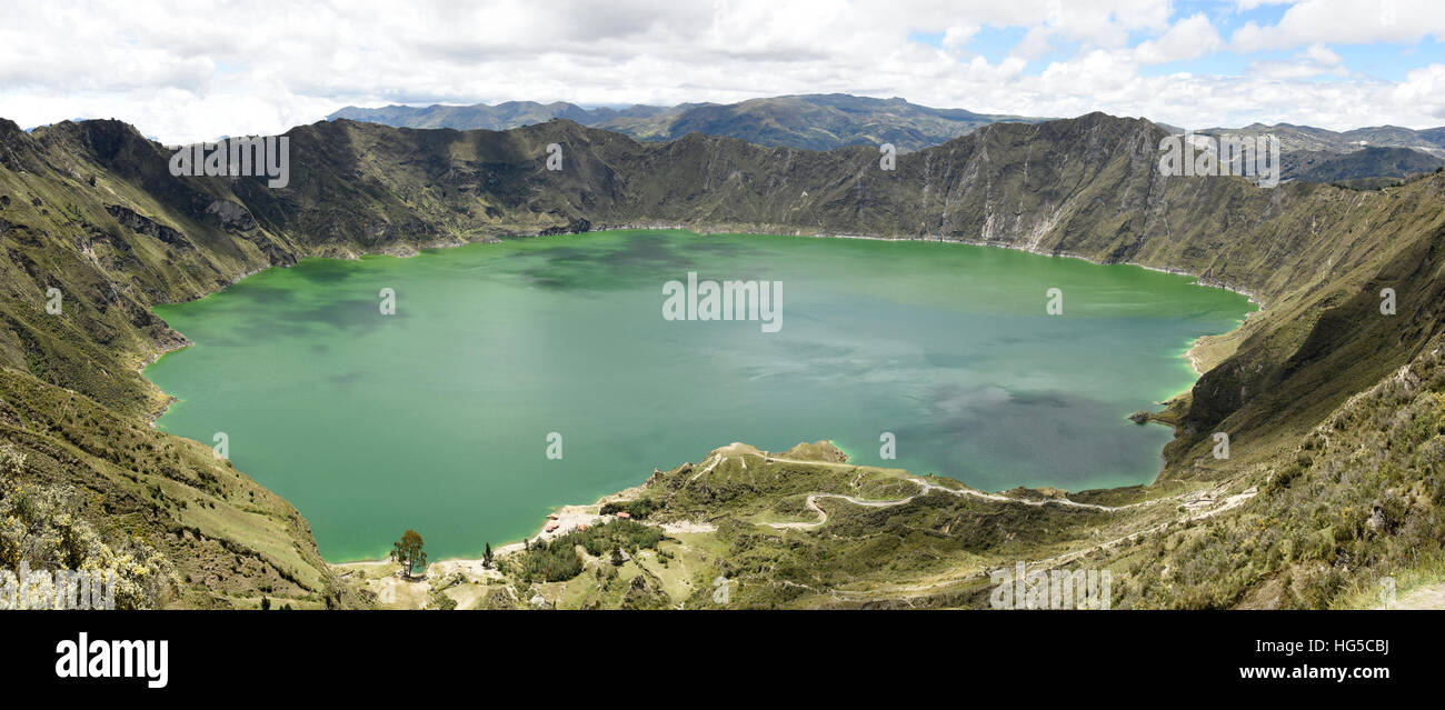 Lago Quilotoa, caldera lake in extinct volcano in central highlands of Andes, Ecuador, South America Stock Photo