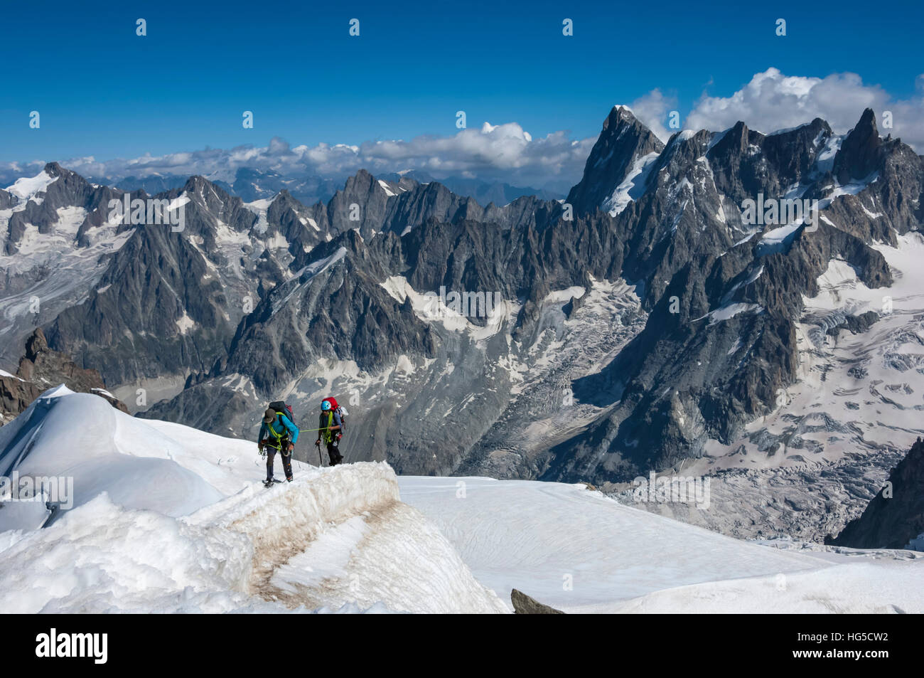 Climbers approaching the Tunnel to the Aiguile du Midi, 3842m, Graian Alps, Chamonix, Haute Savoie, French Alps, France Stock Photo