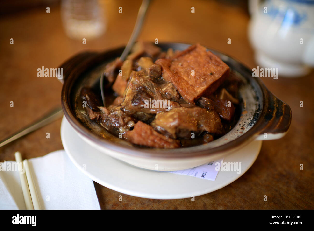 Ox tail stew at Hong Kong Clay Pot Restaurant in Chinatown, San Francisco Stock Photo