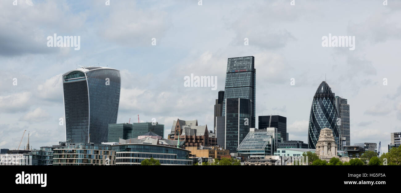 Panoramic view of London skyline during daytime Stock Photo - Alamy