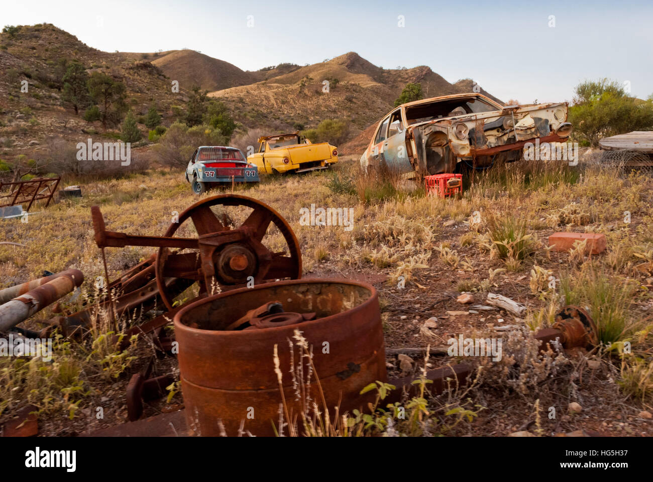 Abandoned rusty cars in the Australian bush Stock Photo