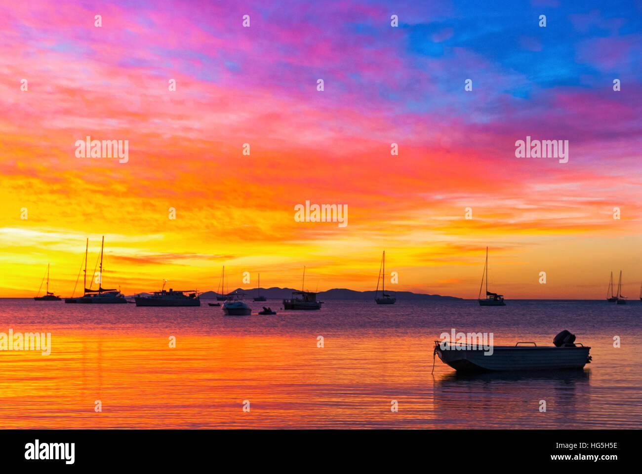 The sea high at dawn and sunset hi-res stock photography and images - Alamy