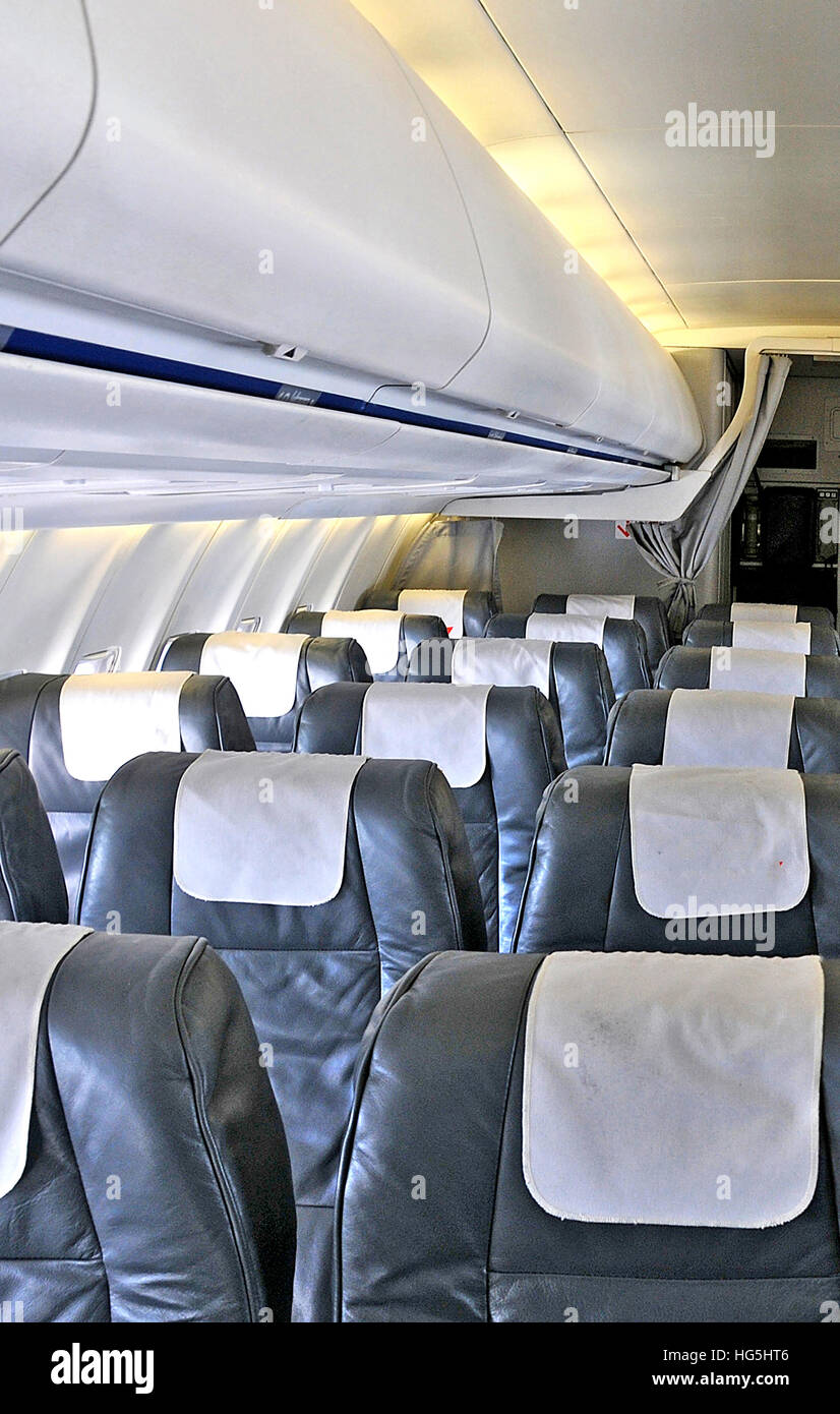 Airplane luggage rack hi-res stock photography and images - Alamy