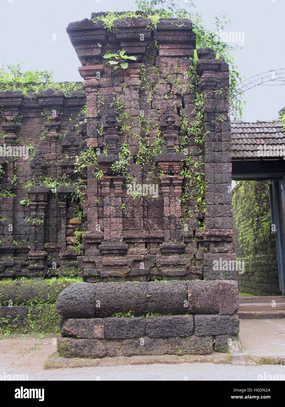 Structures inside the temple compound Rajarajeshwari Temple, Kannur, Kerala, India Stock Photo