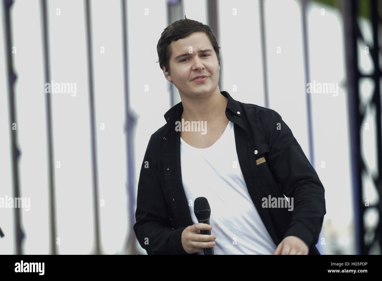 Lukas Graham performing at the 2016 MTV Woodie awards at SXSW on March